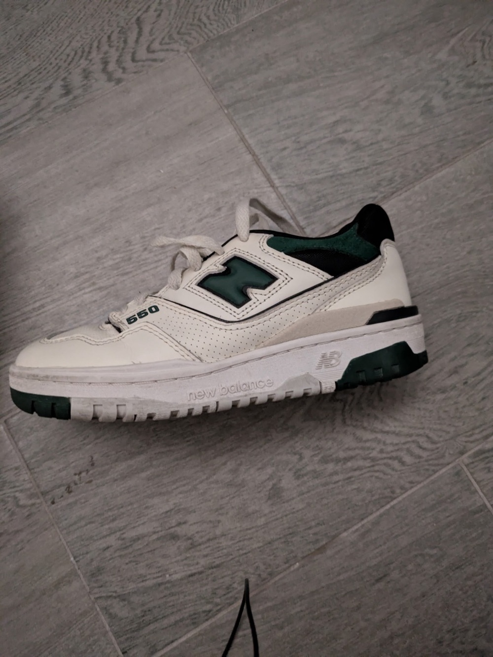 New Balance 550 Sneakers in White and Dark Green 6.5W 5M